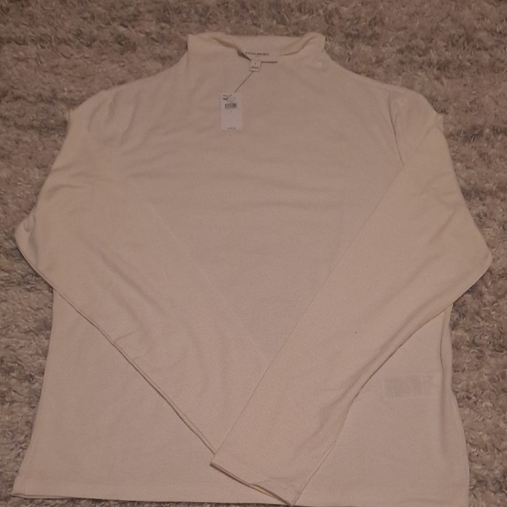 Banana Republic Men's Ivory Turtleneck Sweater